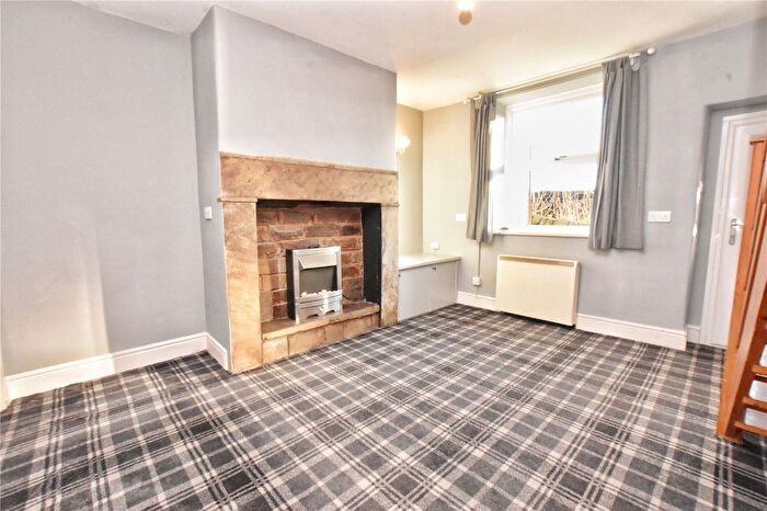 2 Bedroom Terraced House For Sale In Bank Gate, Broadbottom, Hyde, Greater Manchester, SK14