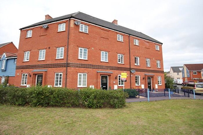 3 Bedroom Town House To Rent In Wilderness Road, Costessey, NR8
