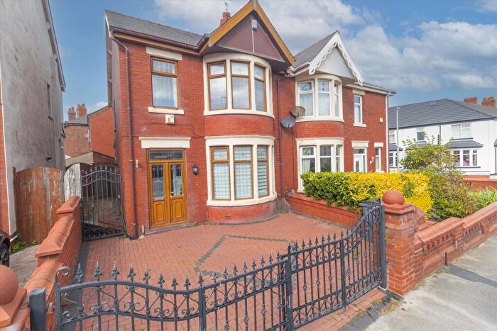 3 Bedroom Semi-Detached House For Sale In Warbreck Drive, Blackpool, FY2