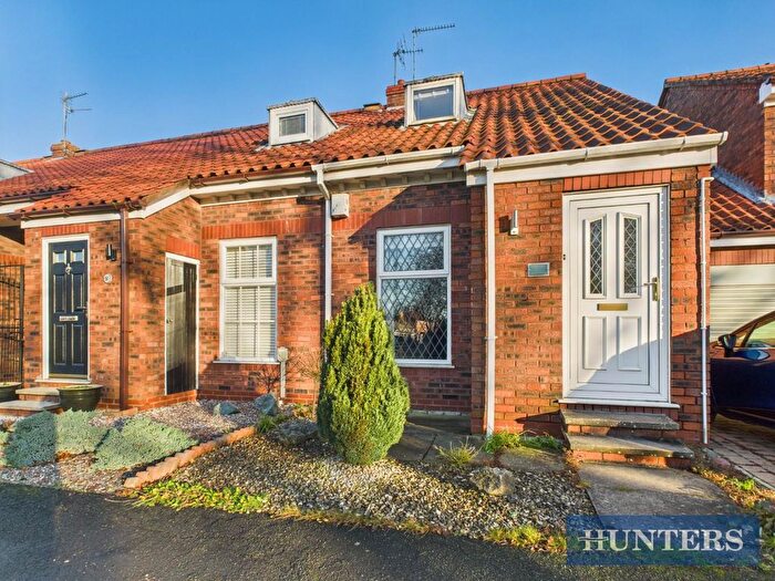 1 Bedroom Terraced House For Sale In Minster Avenue, Beverley, HU17