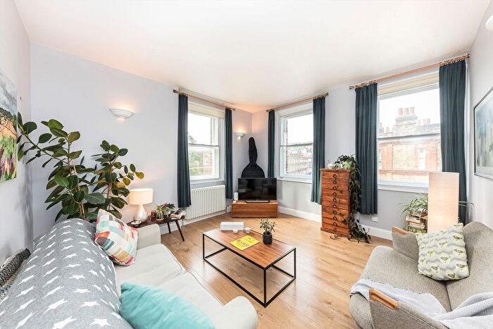 1 Bedroom Flat To Rent In Marchmont Street, London, WC1N