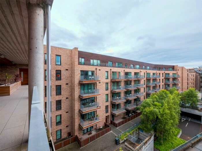 1 Bedroom Terraced House To Rent In Melvin Walk, Edinburgh, EH3