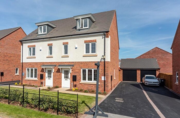 3 Bedroom Semi Detached House For Sale In Regency Gardens, Park Lane, DE74