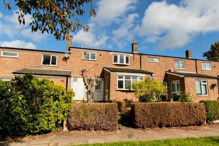 3 Bedroom Property To Rent In Lonsdale Road, Stevenage, SG1