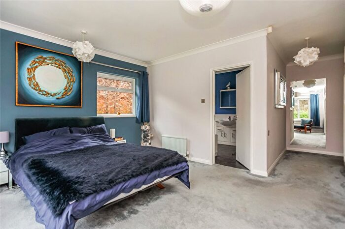 3 Bedroom Bungalow For Sale In Cherry Orchard, Tenterden, Kent, TN30