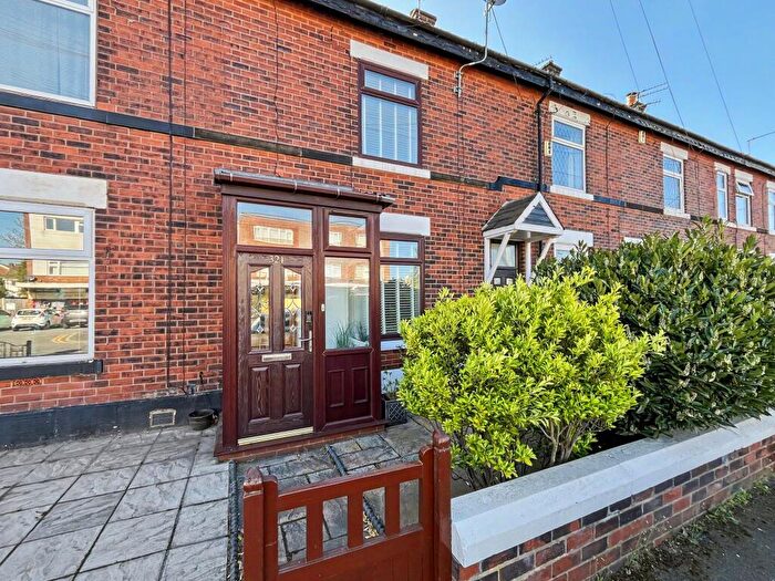 3 Bedroom Terraced House For Sale In Parr Lane, Bury, BL9