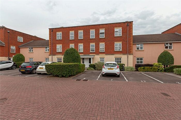 2 Bedroom Apartment To Rent In John Repton Gardens, Brentry, Bristol, BS10