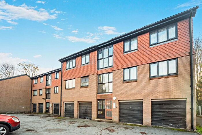 Studio For Sale In York Close, London, E6