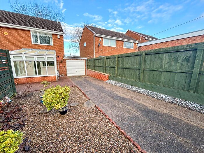 2 Bedroom End Of Terrace House To Rent In Fountains Close, Biddick, Washington, Tyne & Wear, NE38