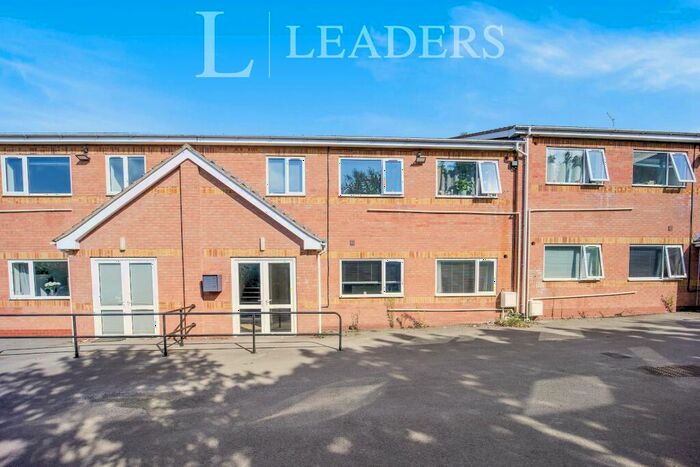 1 Bedroom Apartment To Rent In Chelsea Court, NG7