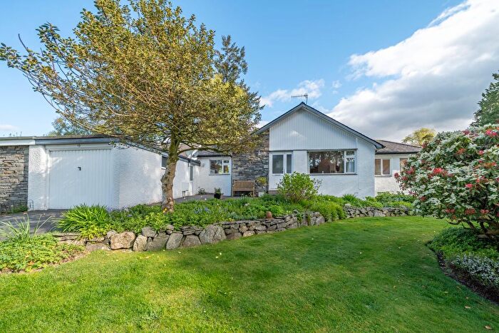 3 Bedroom Detached Bungalow For Sale In St. Marys Park, Windermere, LA23