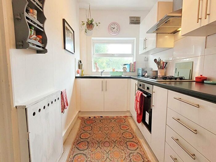 2 Bedroom Semi-Detached House For Sale In Tamworth Road, Amington, Tamworth, B77