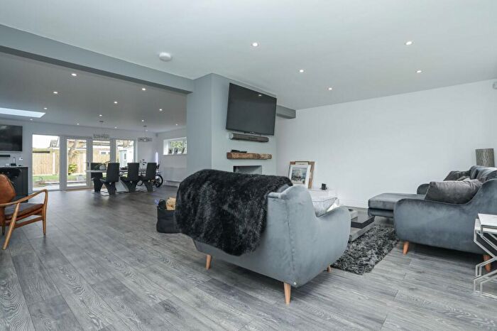 4 Bedroom Detached House For Sale In The Paddocks, Broadstairs, CT10