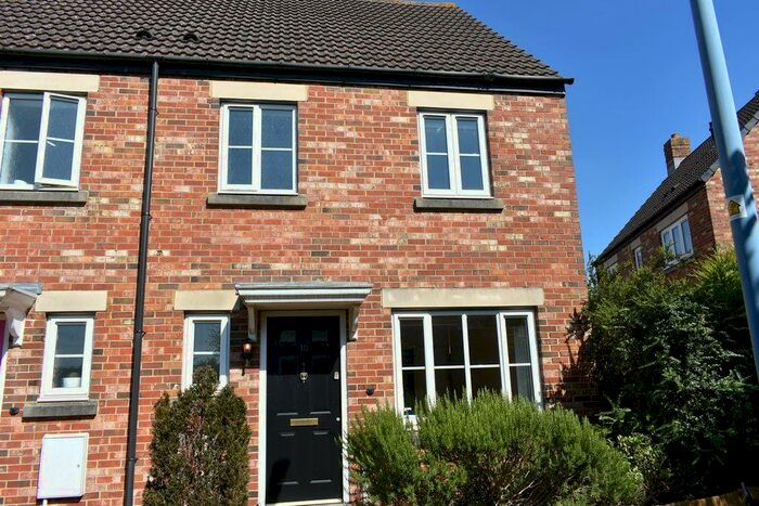 3 Bedroom Semi-Detached House To Rent In Saint Way, Stoke Gifford, BS34
