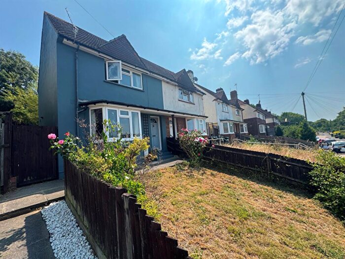 2 Bedroom End Of Terrace House For Sale In Goodwood Way, Brighton, BN2