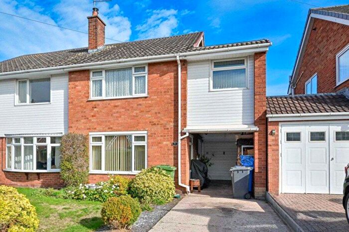 3 Bedroom Semi-Detached House For Sale In Leacroft Road, Penkridge, Stafford, Staffordshire, ST19