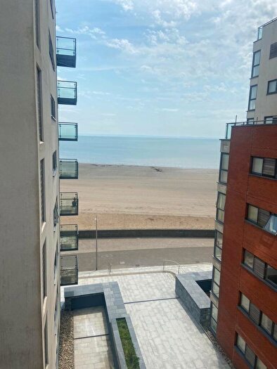 2 Bedroom Flat To Rent In Meridian Bay, Trawler Road, Maritime Quarter, SA1