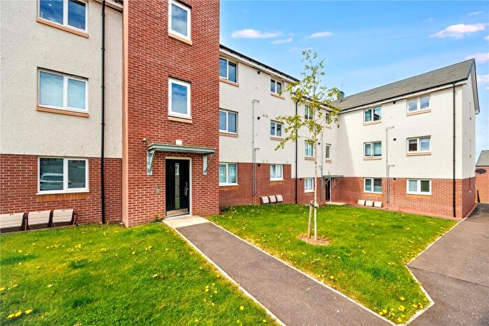 2 Bedroom Flat For Sale In Milligan Drive, Edinburgh, Midlothian, EH16