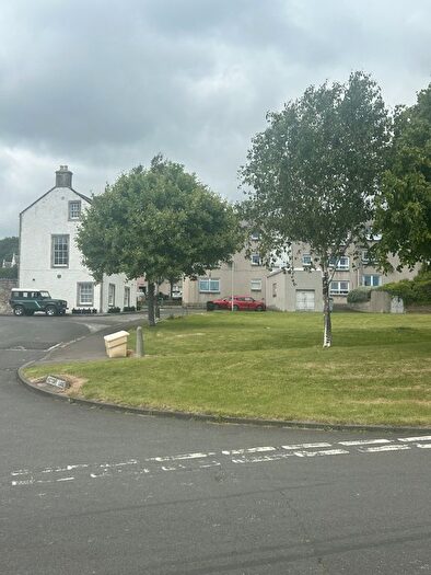 2 Bedroom Flat To Rent In High Street, Kirkcaldy, KY1
