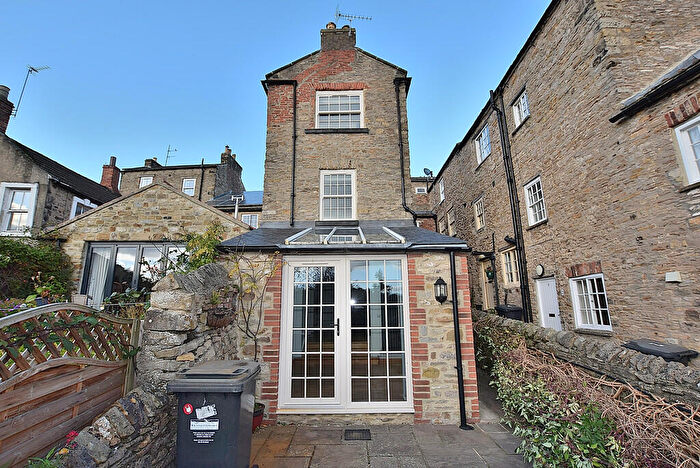 2 Bedroom Cottage To Rent In Newbiggin, Richmond, DL10