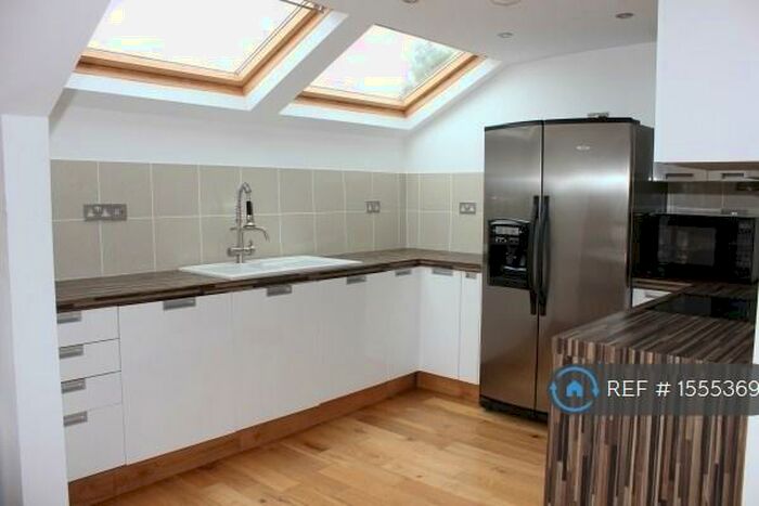 1 Bedroom Penthouse To Rent In Redland, Bristol, BS6
