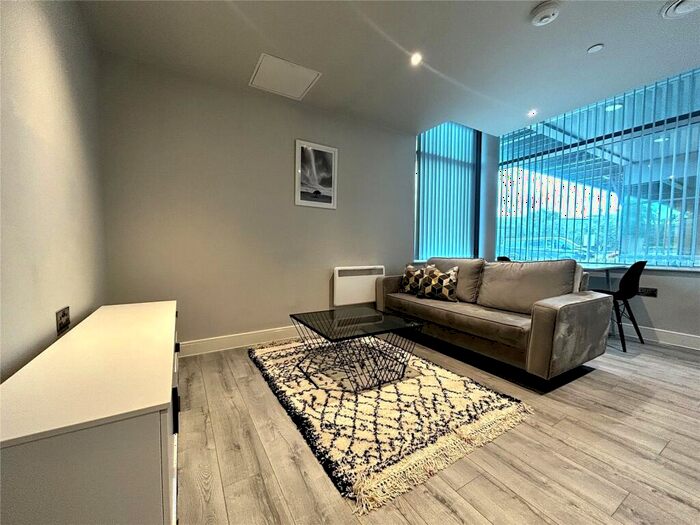 1 Bedroom Apartment To Rent In Thames Valley, Wokingham Road, Bracknell, Berkshire, RG42