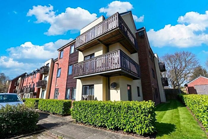 2 Bedroom Flat For Sale In Mere Drive, Swinton, M27
