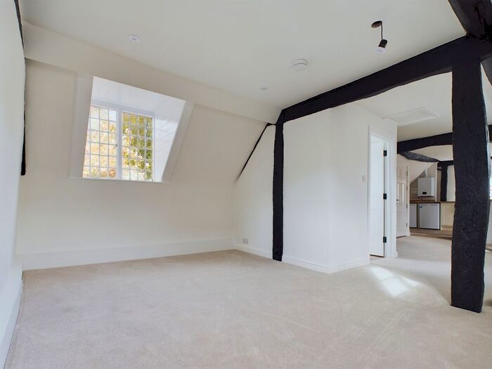 1 Bedroom Studio To Rent In Church Street, Town Centre, Basingstoke, RG21