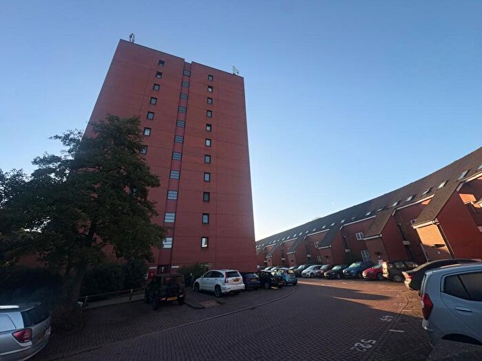 1 Bedroom Apartment To Rent In Netteswell Tower, Harlow, CM20