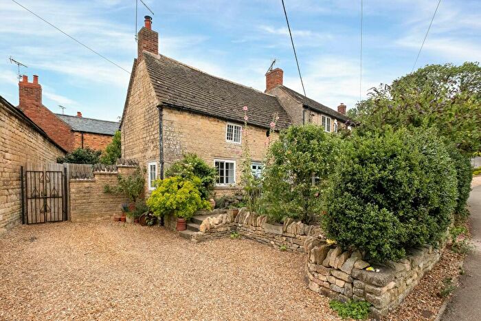 3 Bedroom Character Property For Sale In Bridge Lane, Greetham, LE15