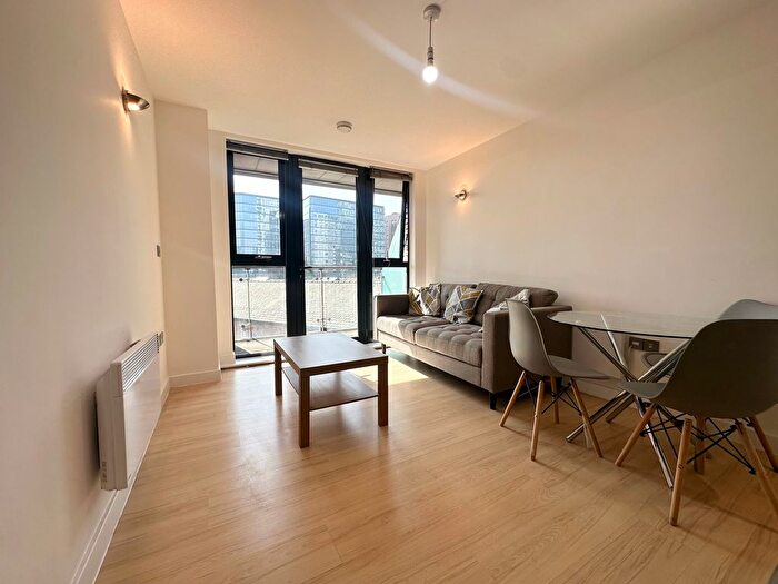 2 Bedroom Flat To Rent In Tempus Tower, Mirabel Street, M3