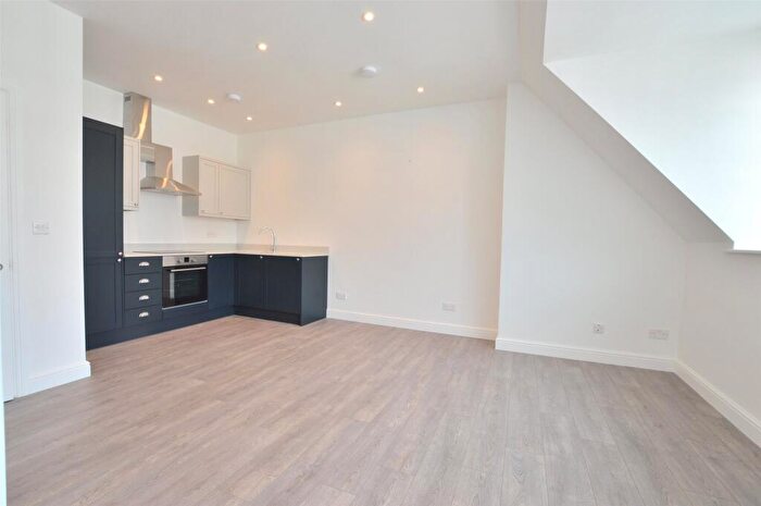 1 Bedroom Apartment To Rent In West Street, Reigate, Surrey, RH2