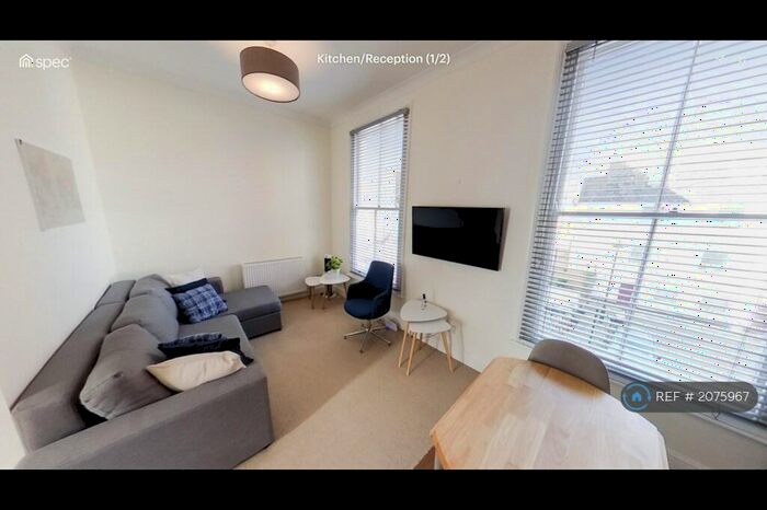 1 Bedroom Flat To Rent In Belgrave Gardens, London, NW8