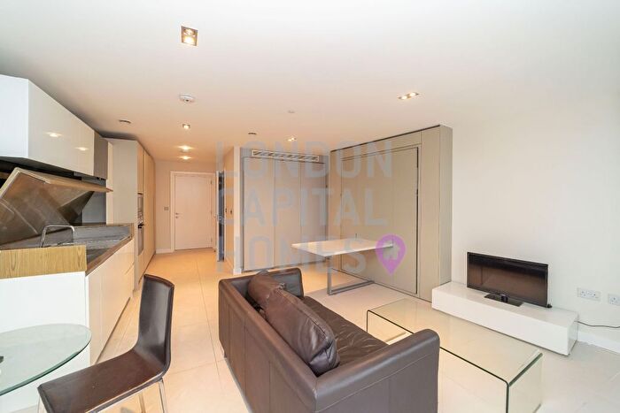 Studio To Rent In Bezier Apartments, City Road, London, EC1Y