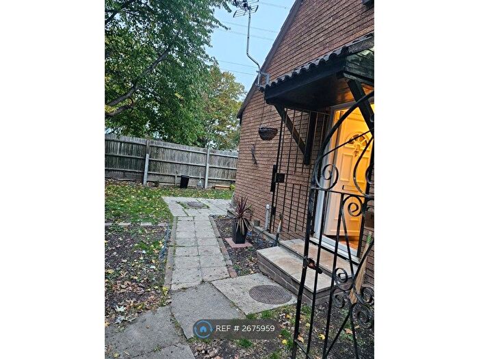 1 Bedroom Semi-Detached House To Rent In Armstrong Close, London, E6