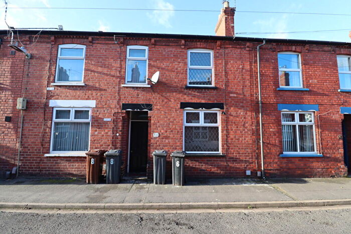 3 Bedroom Terraced House For Sale In Henry Street, Lincoln, LN5
