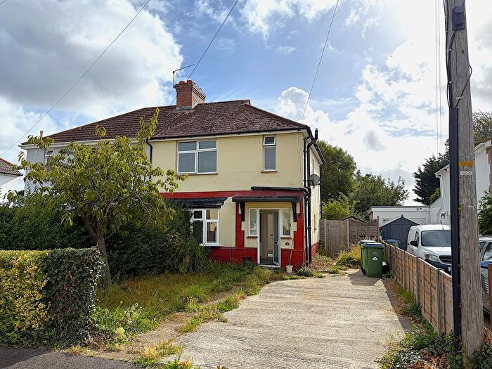3 Bedroom Semi-Detached House For Sale In Southways, Stubbington, Fareham, Hampshire, PO14