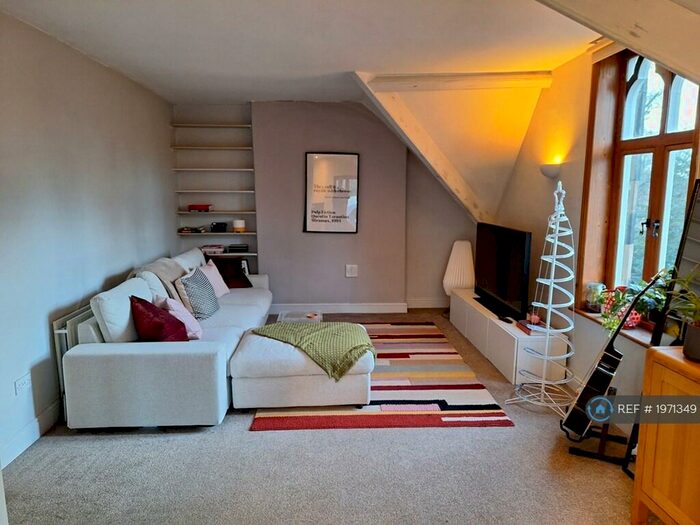 1 Bedroom Flat To Rent In Kenwood Park Road, Sheffield, S7