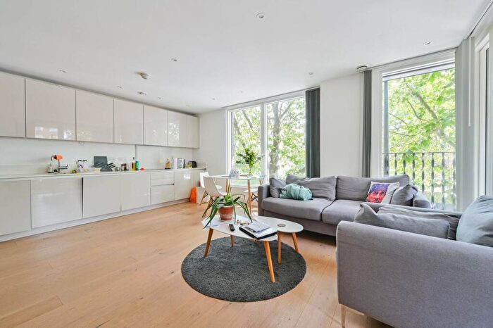 2 Bedroom Flat To Rent In St Pancras Way, Camden Town, London, NW1