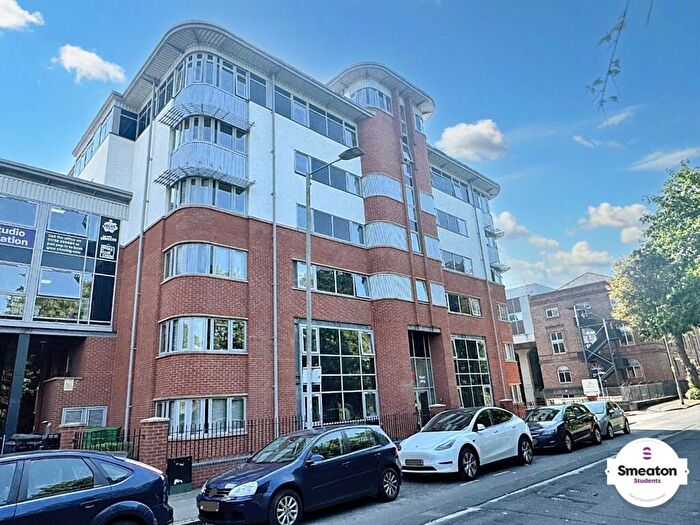1 Bedroom Penthouse To Rent In Penthouse Suite. Central Park Avenue, Plymouth, Devon, PL4
