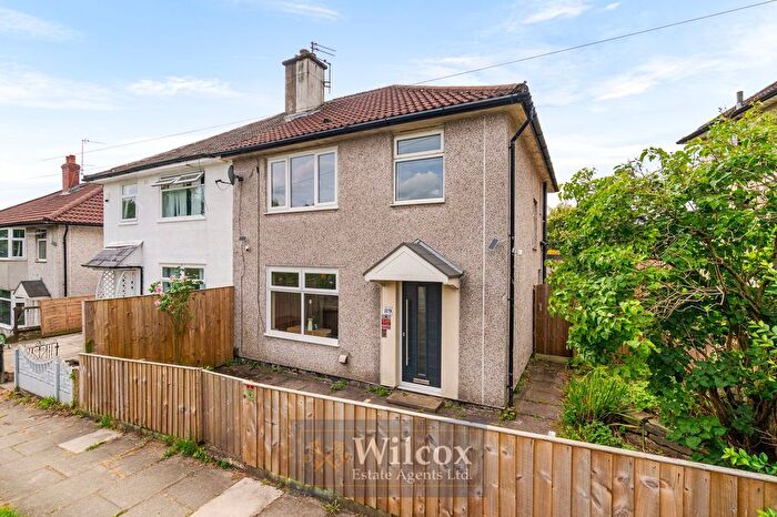 3 Bedroom Semi-Detached House For Sale In Stephens Street, Bolton, BL2