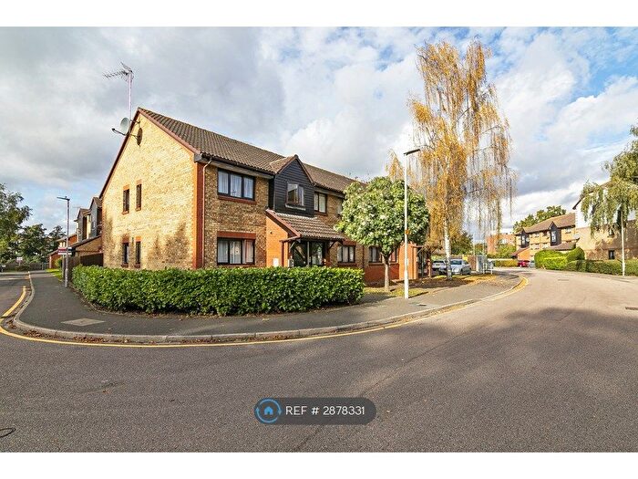1 Bedroom Flat To Rent In Waterside Close, Barking, IG11