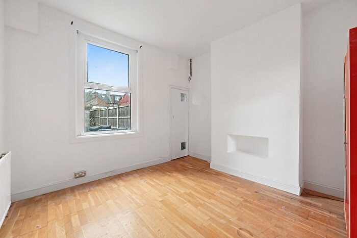 3 Bedroom Terraced House For Sale In Graham Road, Harrow Wealdstone, Middlesex, HA3