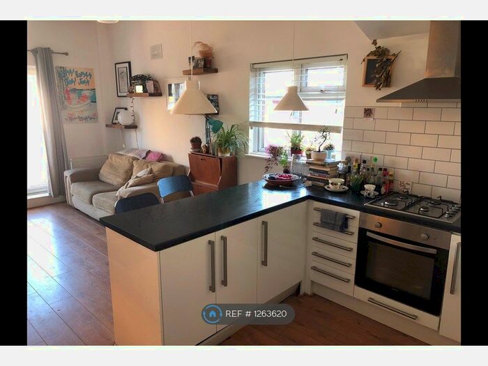 2 Bedroom Terraced House To Rent In Burrage Road, London SE18