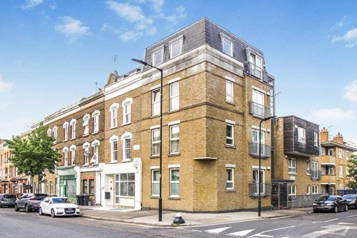 1 Bedroom Apartment To Rent In Chatsworth Road, Clapton, E5