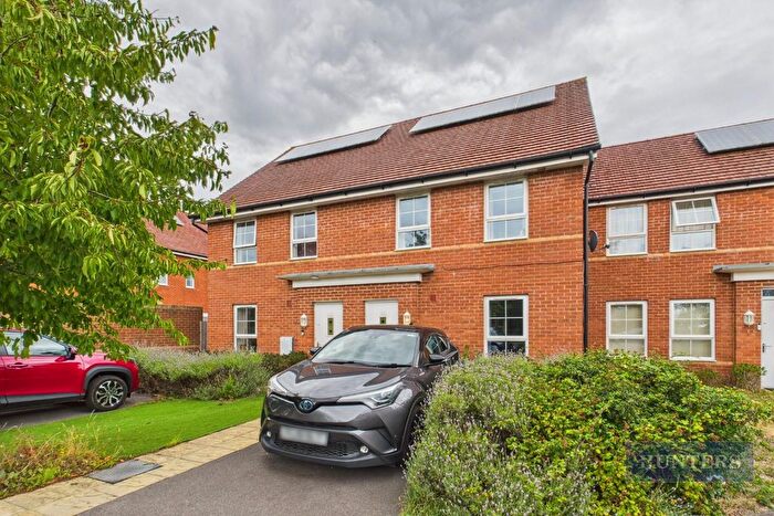 3 Bedroom Property To Rent In Cardinal Place, Southampton, SO16