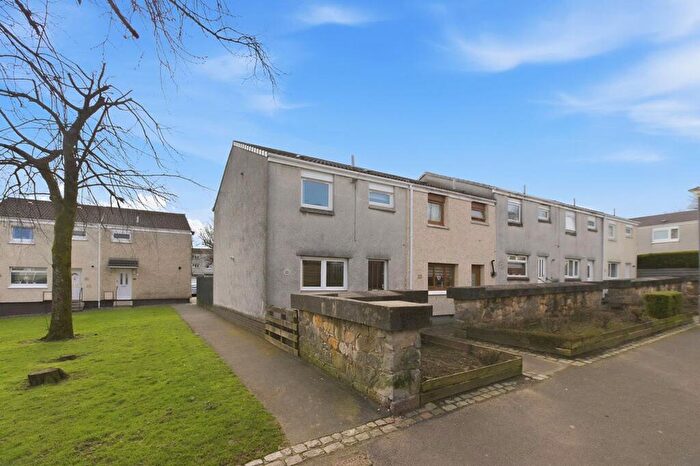 3 Bedroom End Of Terrace House For Sale In Aytoun Drive, Erskine, PA8