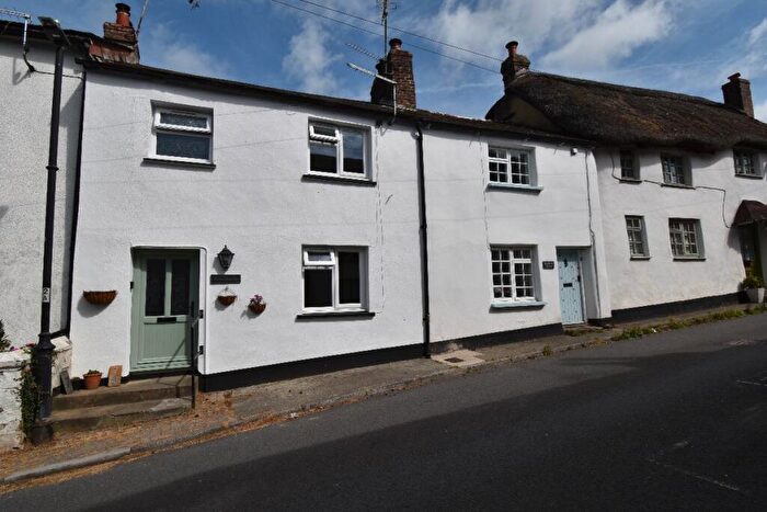 2 Bedroom Cottage For Sale In South Street, Okehampton, EX20
