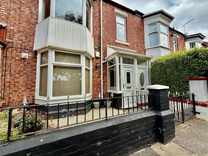 2 Bedroom Flat To Rent In West Park Road, South Shields, NE33