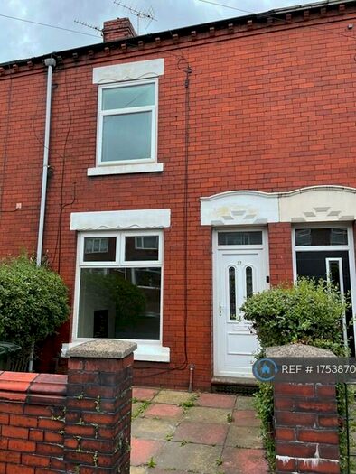 3 Bedroom Terraced House To Rent In Kenyon Lane, Middleton, M24